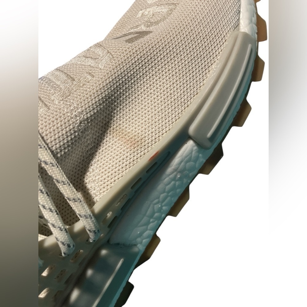 ADIDAS NMD Hu Trail Pharrell Now Is Her Time - Picture 3 of 5